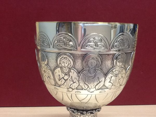 Calice in ottone nichelato doppia coppa decorata base "4 evangelisti" coppa "ultima cena" cm.diametro 11 h.cm.17