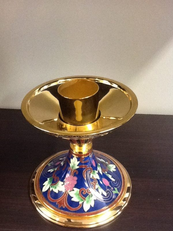 Candeliere 1 fiamma realizzato a mano con metallo dorato e decorato a fuoco h.cm.14 diametro base cm.15 diametro coppa cm.13