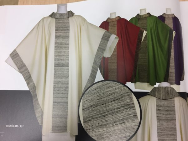 casule 100%pura lana riporto 100%pura seta in colore verde-rosso-viola-bianco.