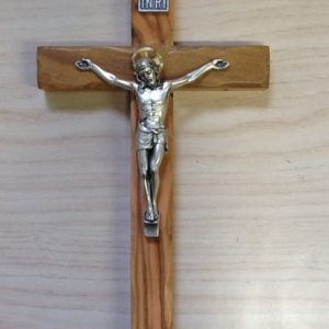 Croce in Ulivo con corpo Cristo in metallo cm.12.5x22h.