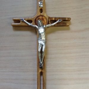 Croce in Ulivo con corpo di Cristo in metallo argentato cm.11x19h.